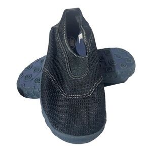 Surf Moc Youth Water Shoes Black Size 6